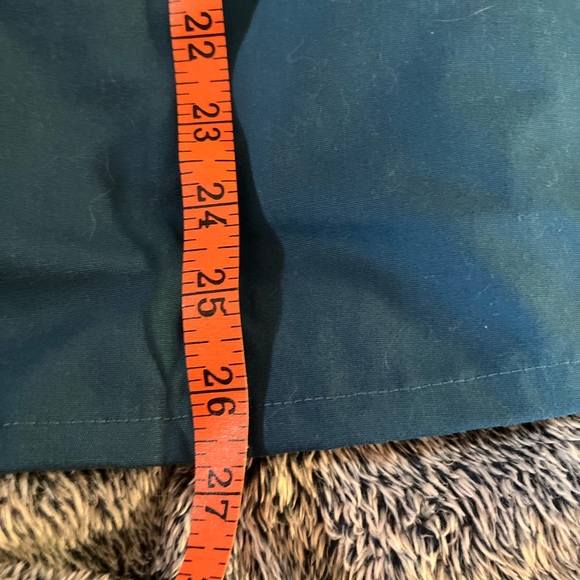 Size small work scrub top - Picture 4 of 5